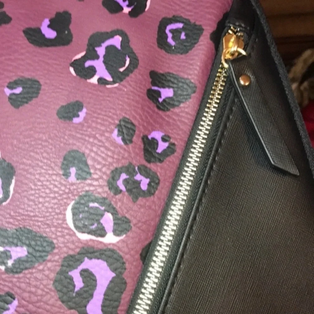 Cotton On leopard print laptop bag purple 15 inch
